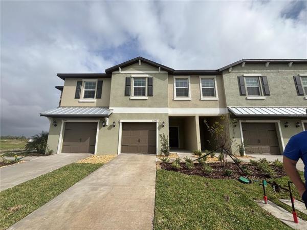 STONEGATE PRESERVE TOWNHOMES