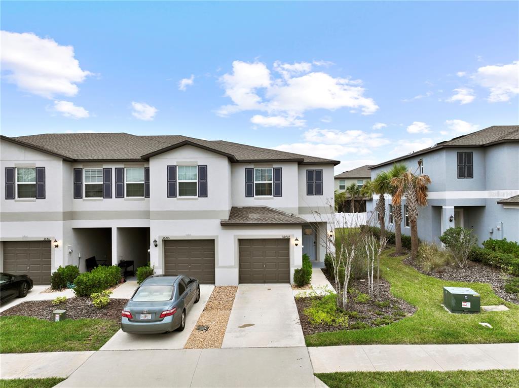 ABBOTT SQUARE - фото