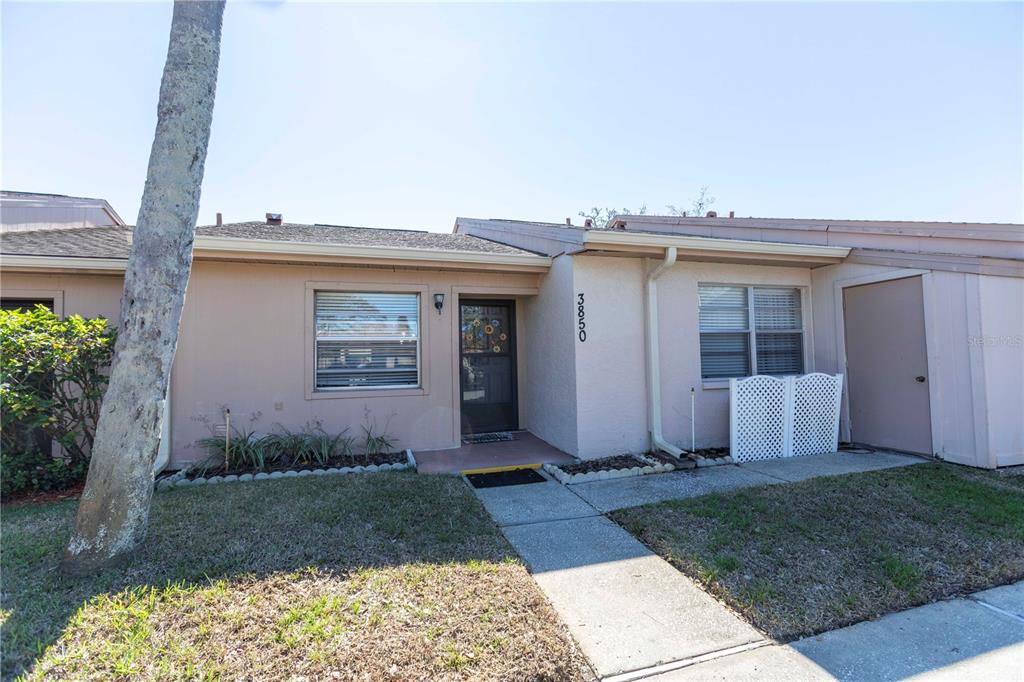 HOLIDAY LAKE VILLAS CONDO - фото