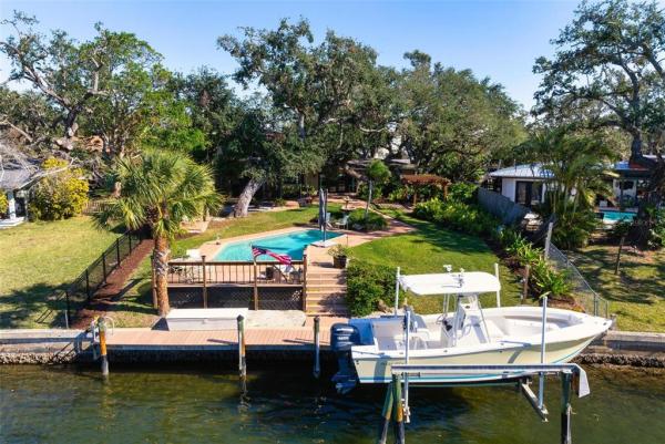 BAY VIEW ACRES