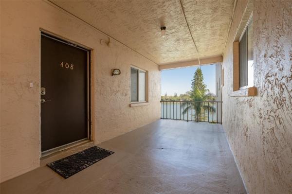 BAYSHORE ON THE LAKE APTS SEC 3