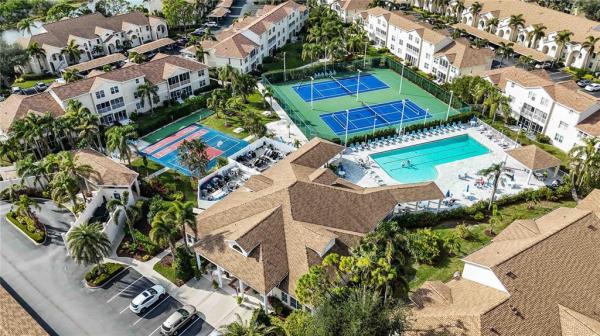 PINESTONE AT PALMER RANCH