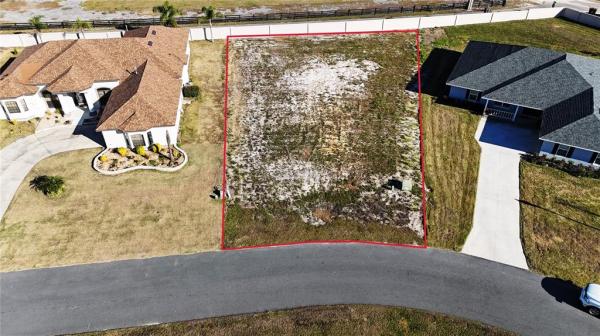 LEESBURG MAJESTIC OAKS SHORES