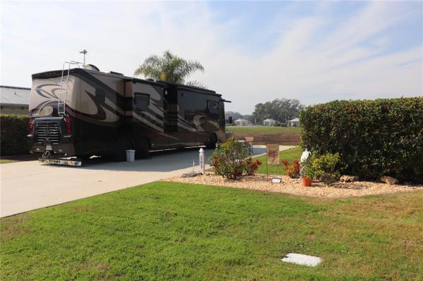 FLORIDA GRANDE MOTOR COACH RESIDENCE