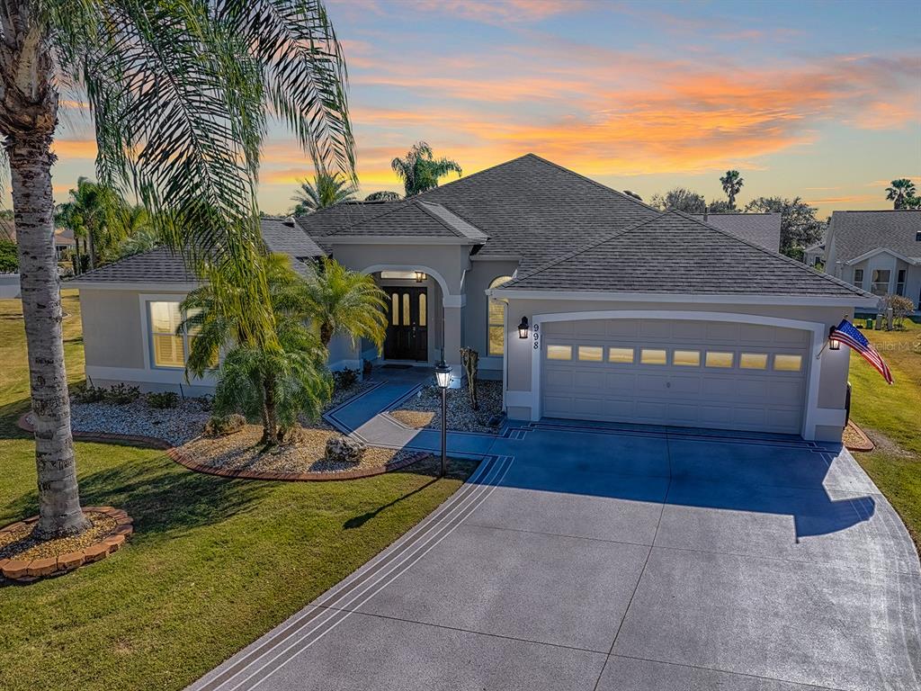 THE VILLAGES - фото