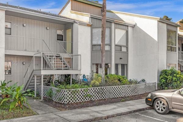 LEMON TREE CONDO SEC 01