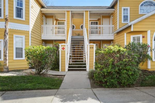 VILLAS AT ISLAND CLUB