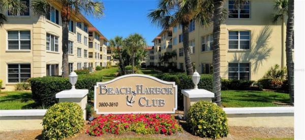 BEACH HARBOR CLUB