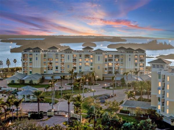 SUNSET POINTE AT COLLANY KEY IV A CONDO