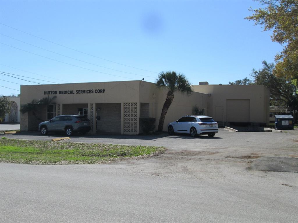 Commercial - фото