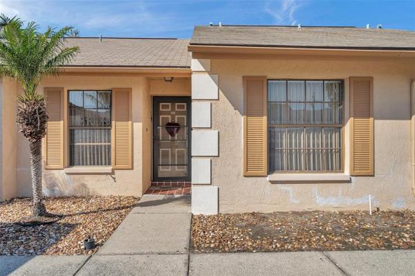 SUNRISE SQUARE VILLAS CONDO