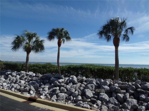 CONQUISTADOR BAY CLUB