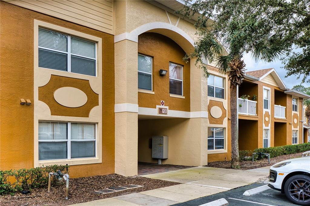 PALM POINTE CONDO I - фото