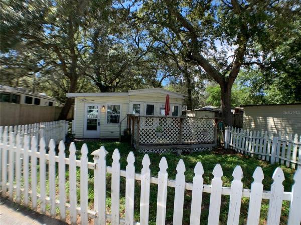 YOGI BEARS JELLYSTONE PARK CONDO