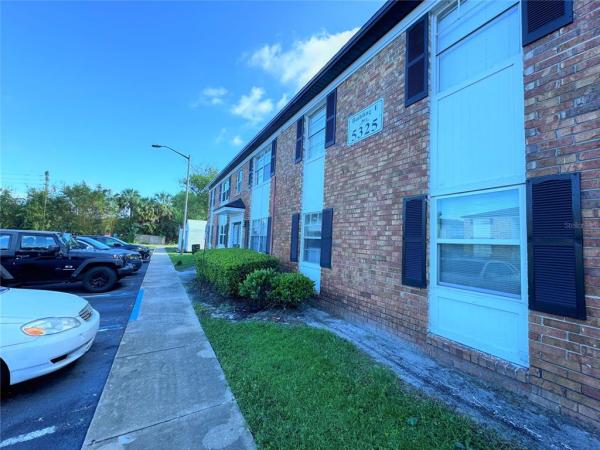 GROVE PARK CONDO