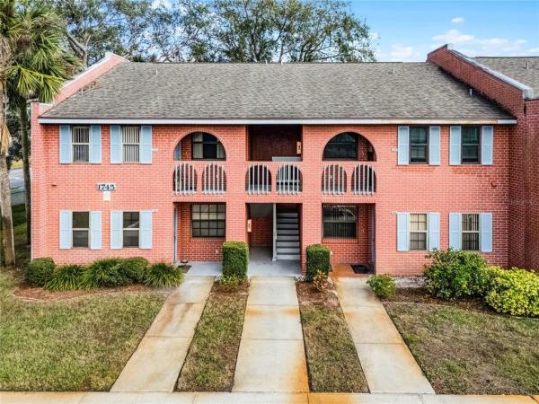 VILLAGE SQUARE OF TITUSVILLE CONDO PH III