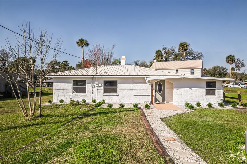 PONDEROSA - фото