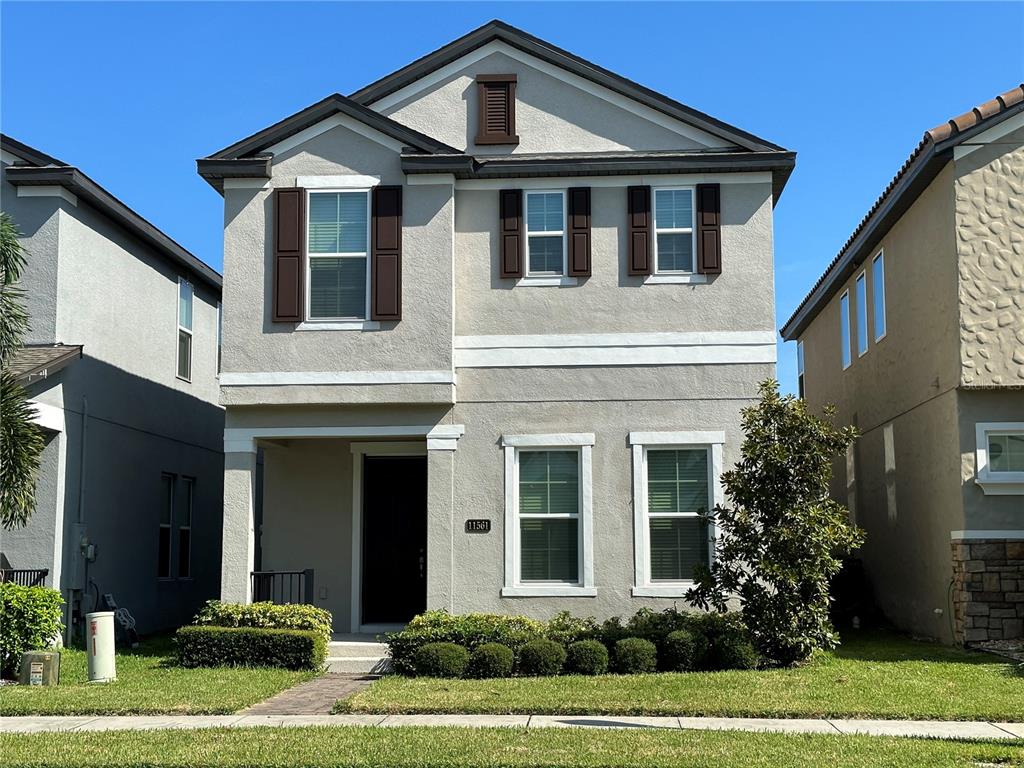 WESTSIDE VILLAGE - фото