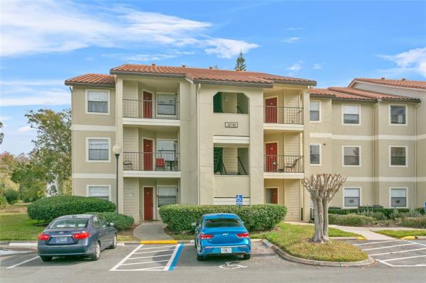 BLOSSOM PARK VILLAS CONDO