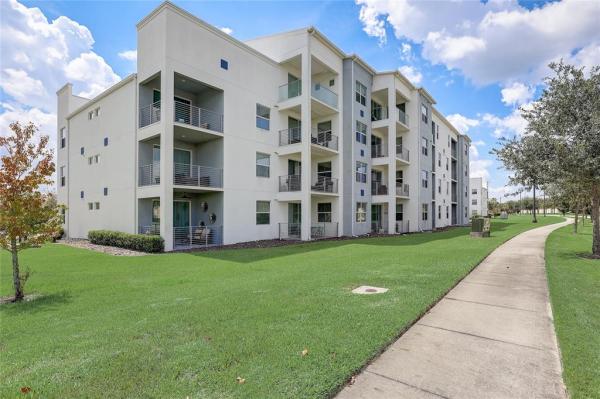 THE TERRACES AT STOREY LAKE CONDO 1 PH 3