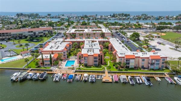 BOCA SHORES CONDO