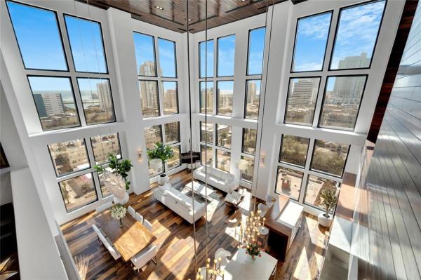 WALKER-WHITNEY PLAZA CONDO