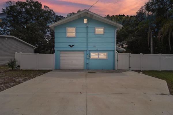 WEEKI WACHEE RIVER ESTATE