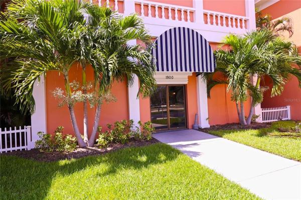 CROSSWINDS COLONY ONE CONDO