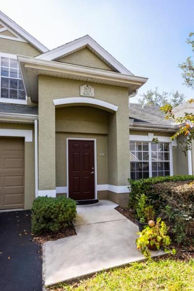 WATERFORD AT PALM HARBOR LUXURY CONDO