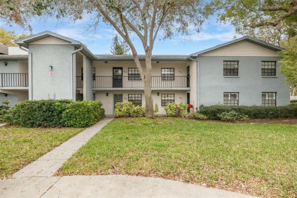 OAKS OF SEMINOLE CONDO