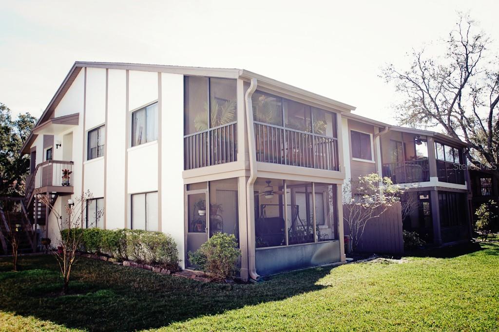 YORKTOWN AT BEACON PLACE - фото