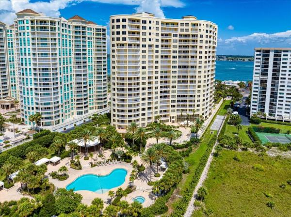 MERIDIAN ON SAND KEY CONDO