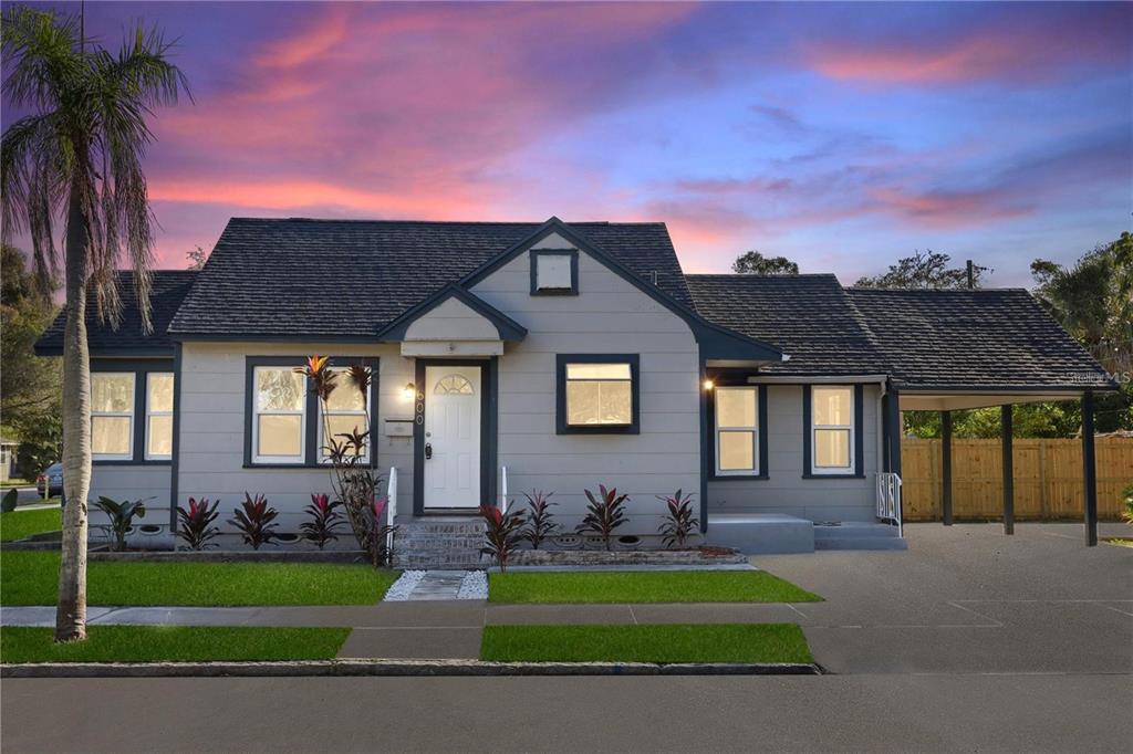 OAK HARBOR - фото