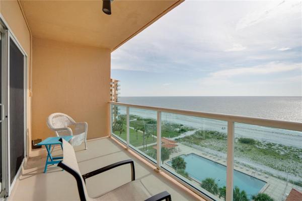 REGATTA BEACH CLUB CONDO