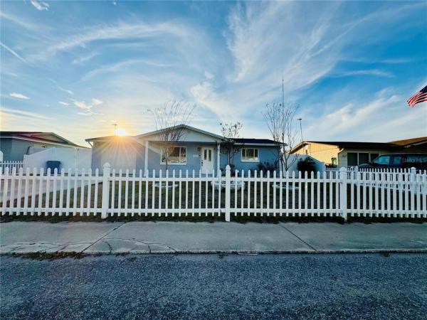 HOLIDAY LAKE ESTATES