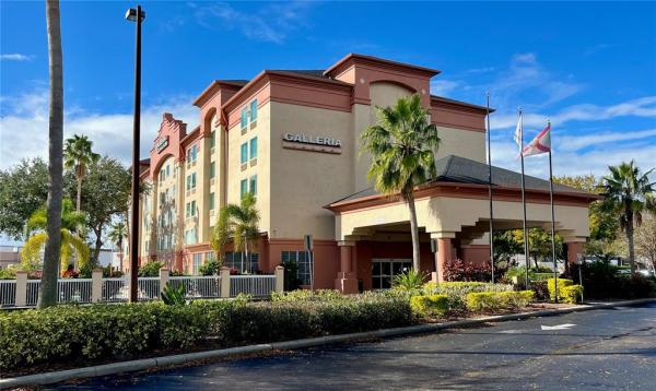 MERIDIAN PALMS COMM CONDO