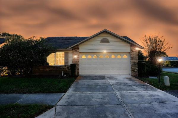 CEDARWOOD VILLAGE CONDO 02