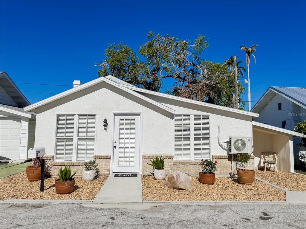 BRADEN CASTLE PARK - фото