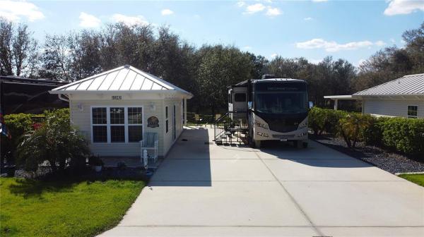 FLORIDA GRANDE MOTOR COACH RESORT