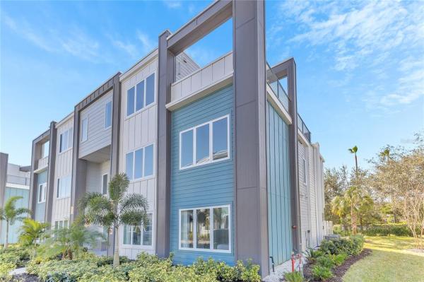 SPECTRUM AT REUNION RESORTS