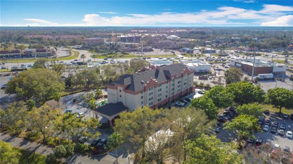 MERIDIAN PALMS COMM CONDO