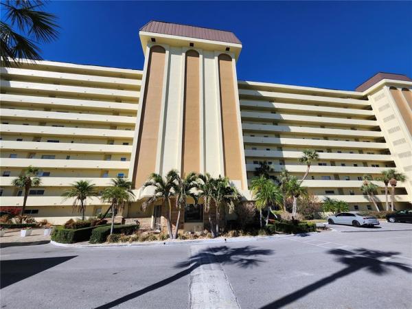 COLUMBIA TOWERS CONDO