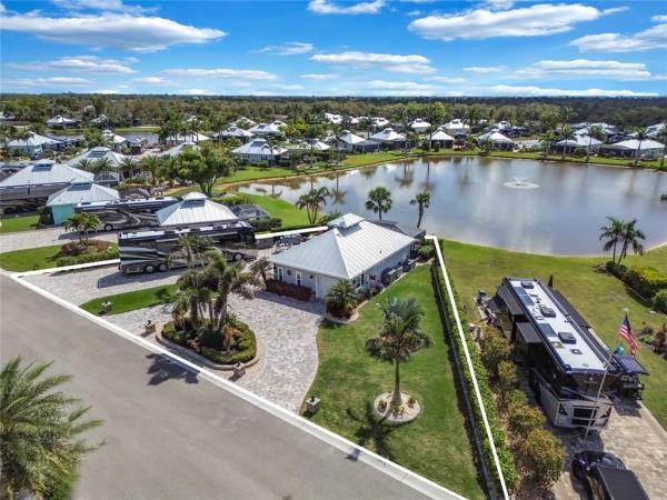 THORNTON CRK MOTORCOACH RESIDENCE