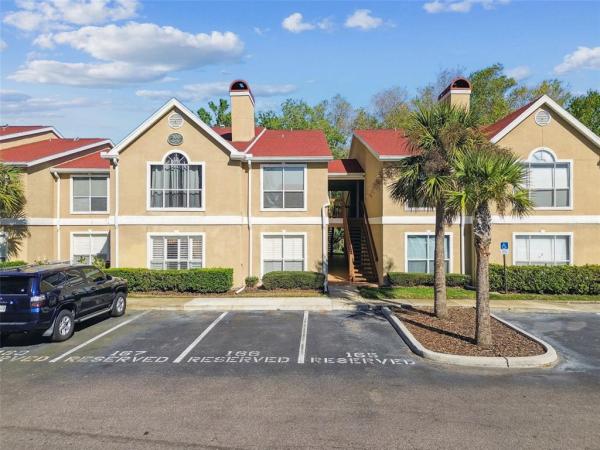 THE HIGHLANDS AT HUNTERS GREE