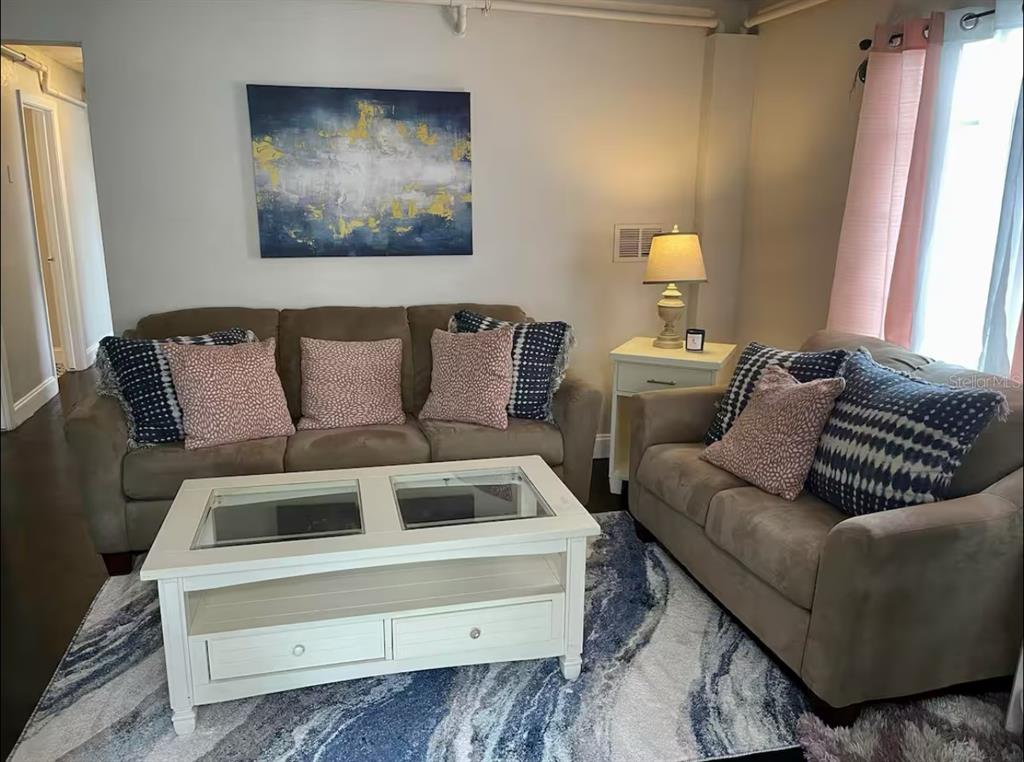 PLUNKETS ELIJAH B - фото