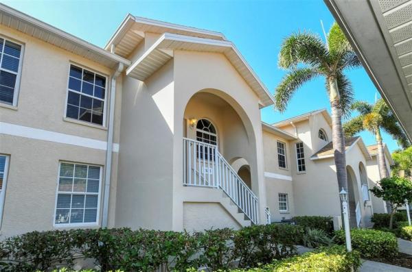 PINESTONE AT PALMER RANCH