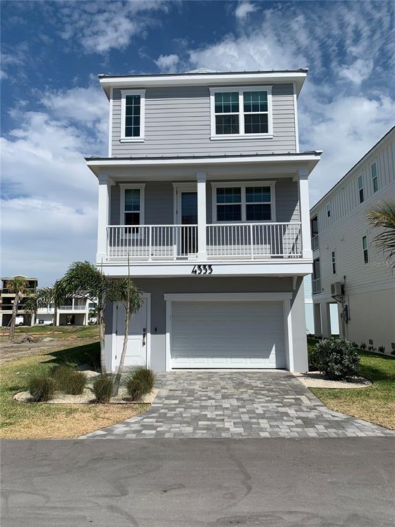 HUNTERS POINT - фото