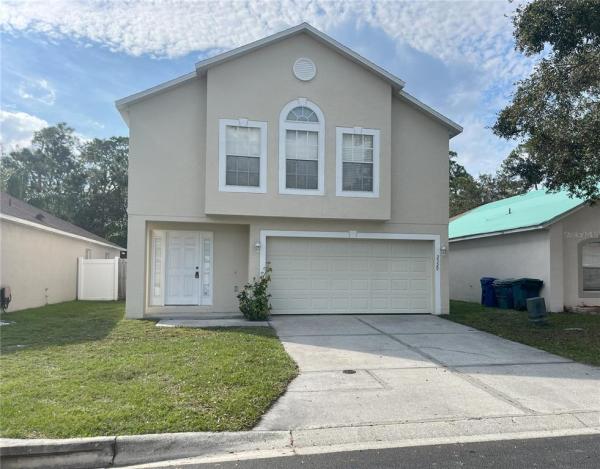 WHISPERING TRAILS PH 01