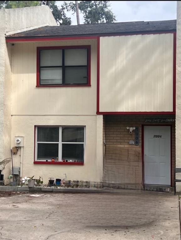 TOWER OAKS - фото