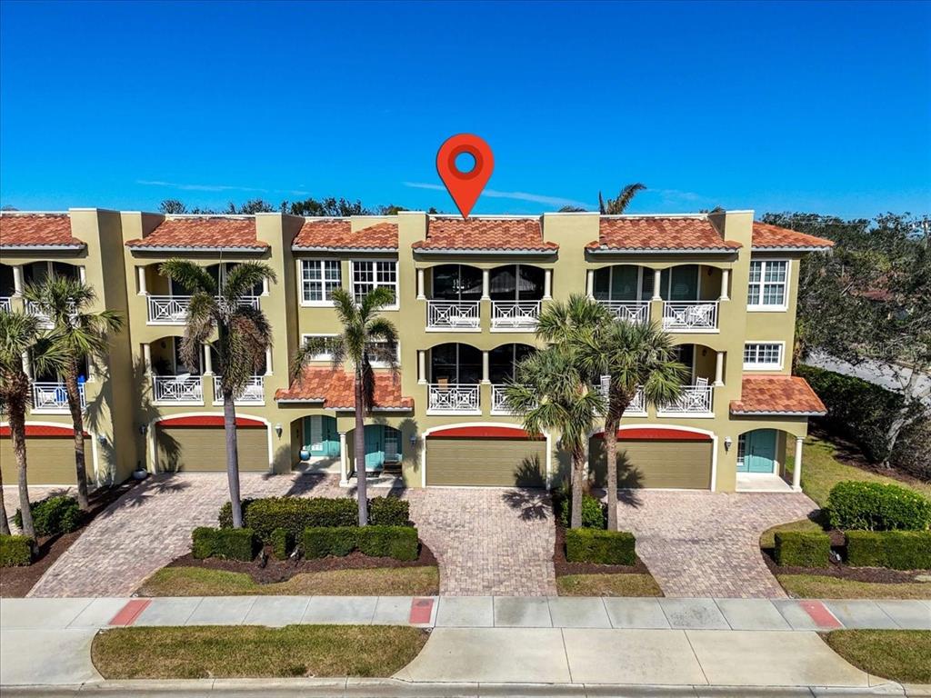 VENETIAN SHORES - фото